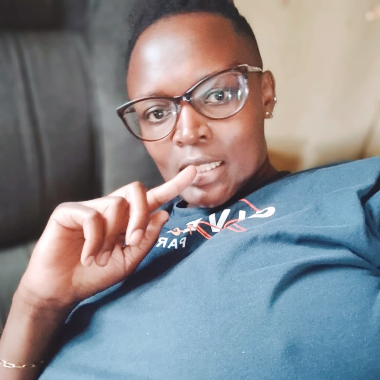 Diana - Nairobi Escort